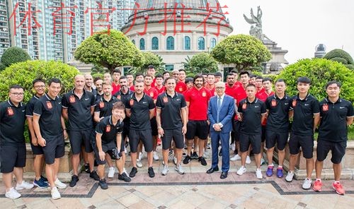 2018年中国足球文化建设宣讲活动走进广州恒大